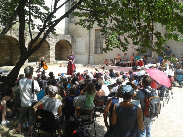 Désaccords Parfaits au Festival Chalon Dans La Rue 2018