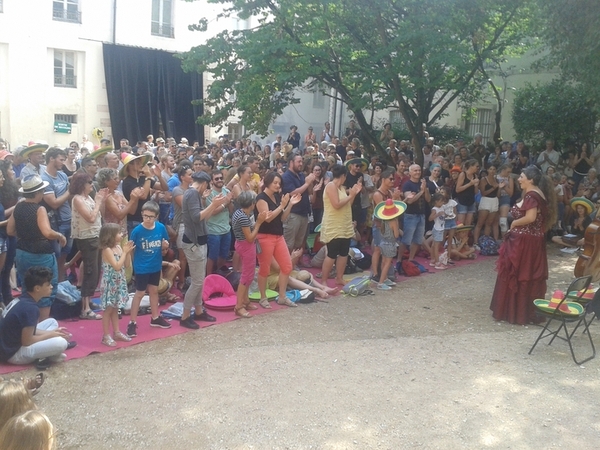 Désaccords Parfaits au Festival Chalon Dans La Rue 2018